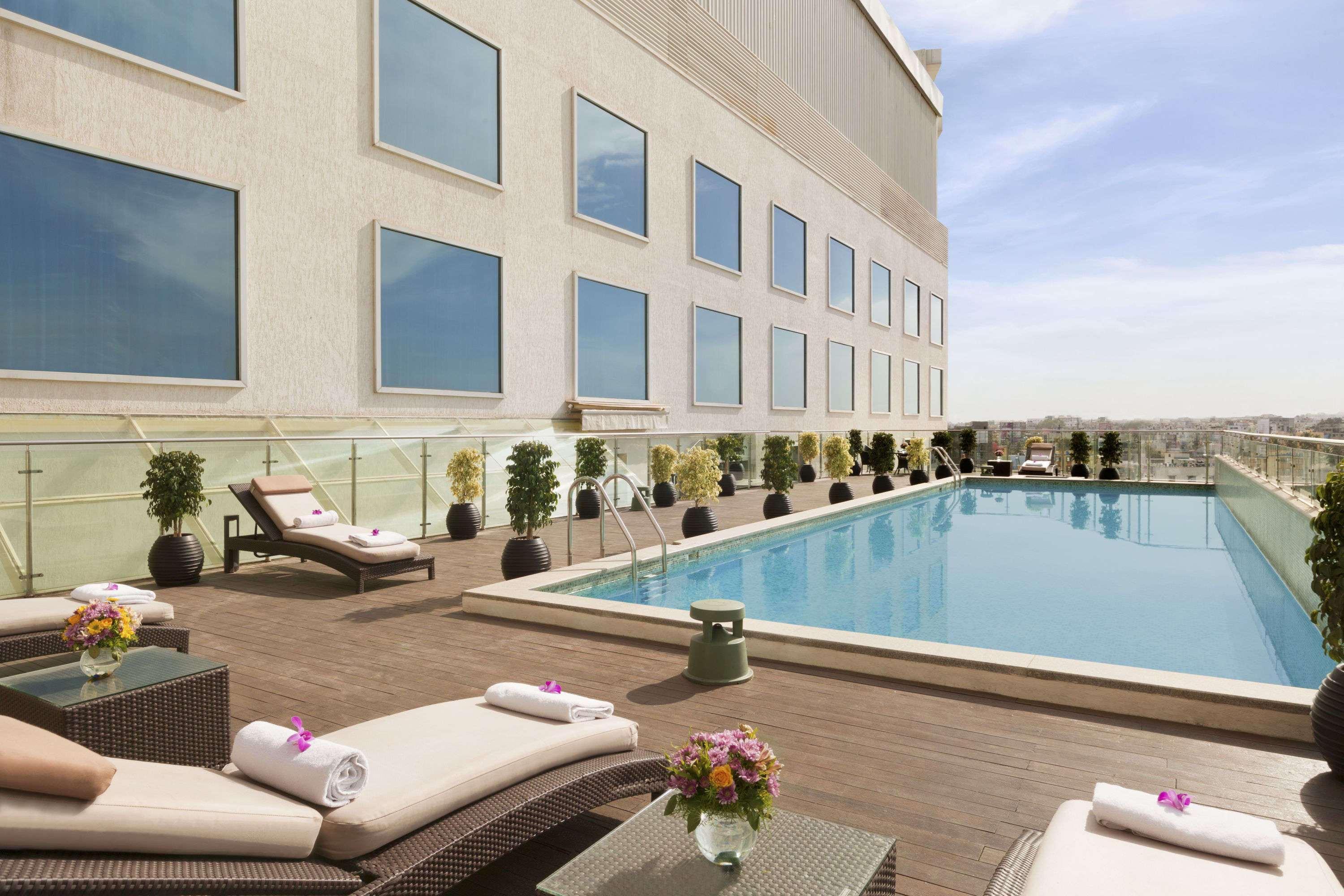 Howard Johnson By Wyndham, Hebbal, Bengaluru Exteriér fotografie